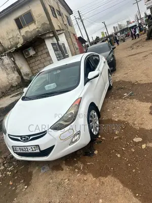 Hyundai Elantra 2013 White