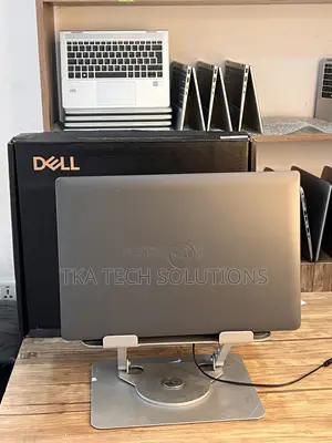 New Laptop Dell Latitude 3520 16GB Intel Core i7 SSD 512GB