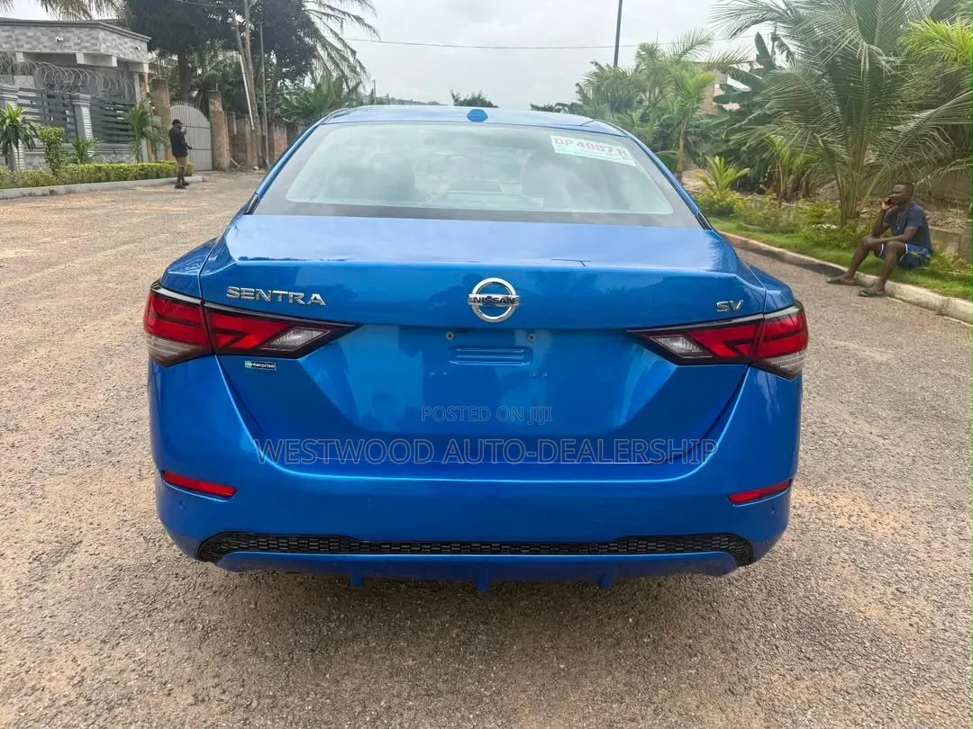 Nissan Sentra SV 2022 Blue