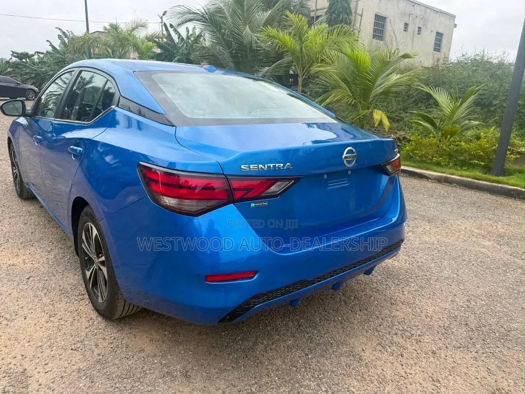 Nissan Sentra SV 2022 Blue