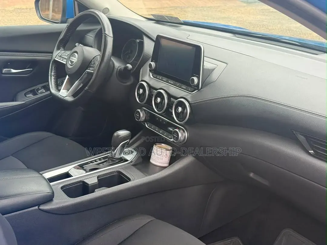 Nissan Sentra SV 2022 Blue