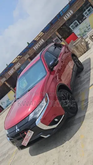 Mitsubishi Outlander LE FWD 2019 Red