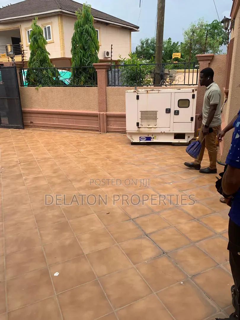4bdrm House in Airport Residential Area for rent