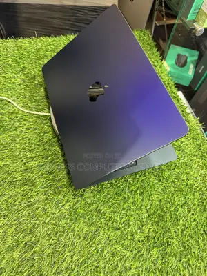 Laptop Apple MacBook Air 2025 M4 16GB Apple M4 SSD 256GB
