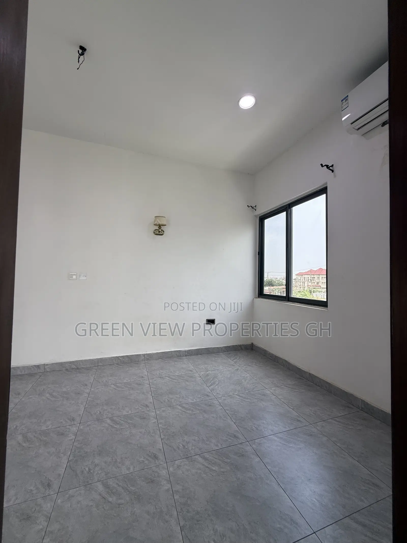 4bdrm Townhouse / Terrace in East Legon for rent