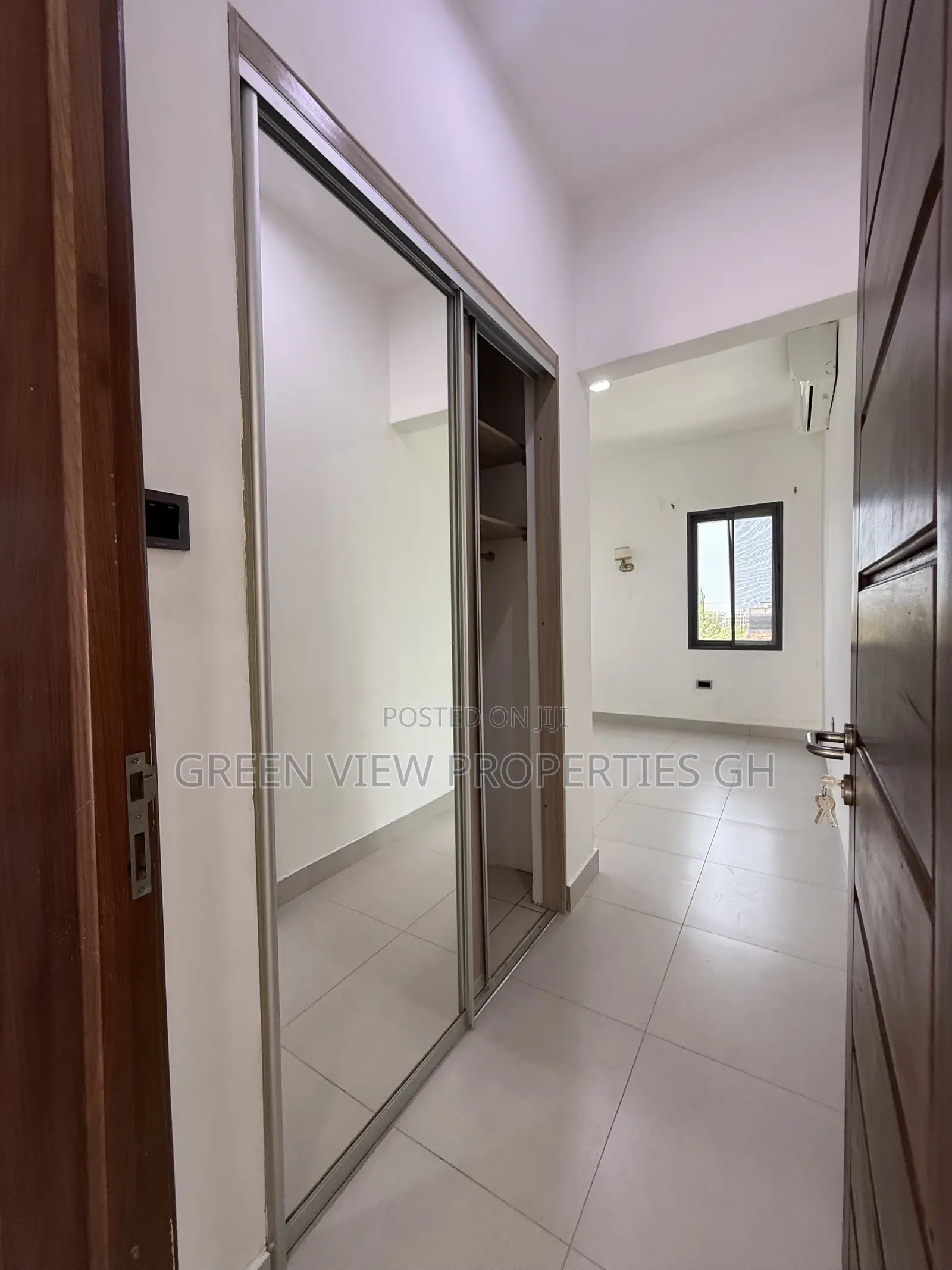 4bdrm Townhouse / Terrace in East Legon for rent