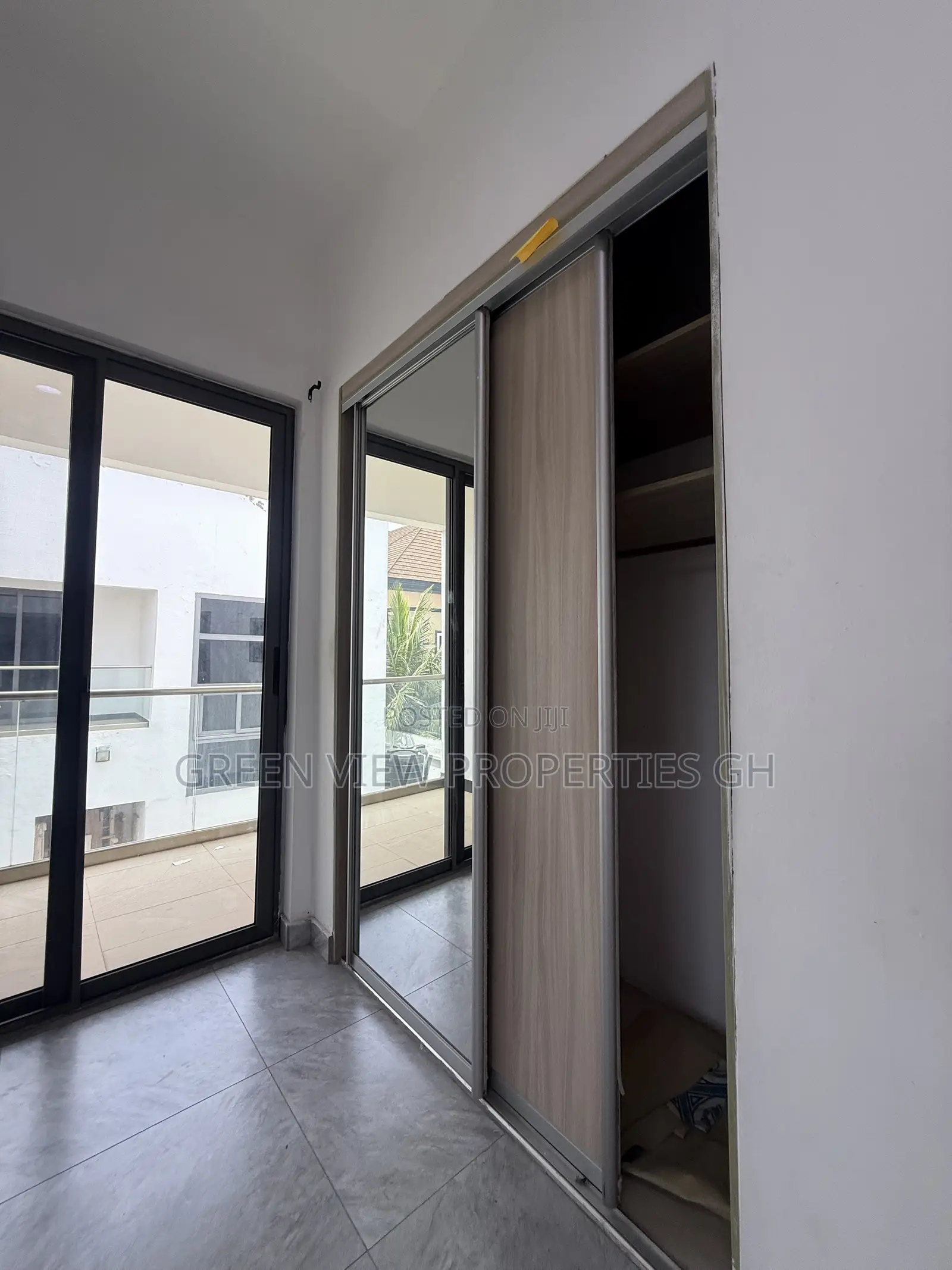4bdrm Townhouse / Terrace in East Legon for rent