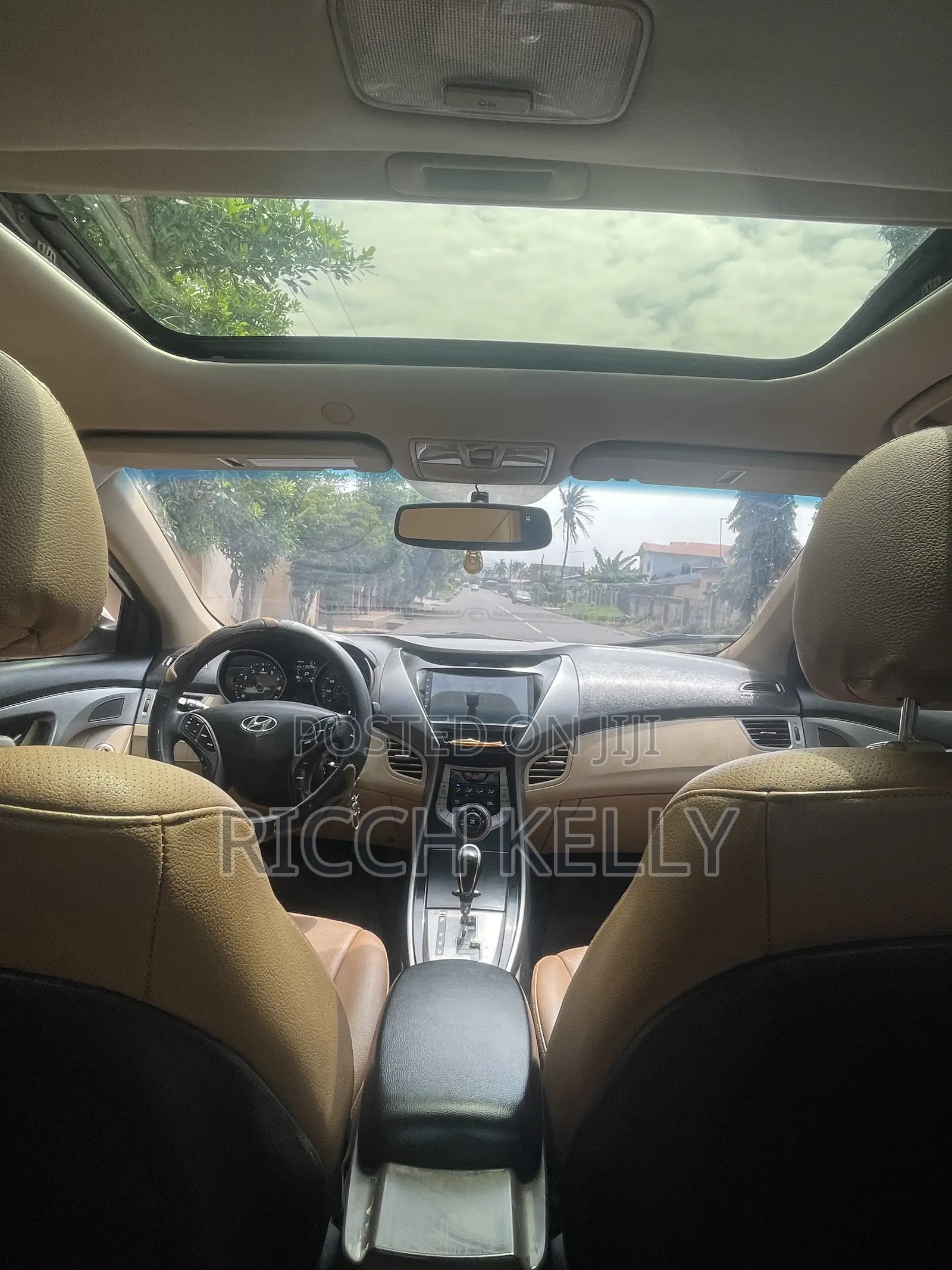 Hyundai Elantra Limited Sedan FWD (1.8L 4cyl 6A) 2013 White