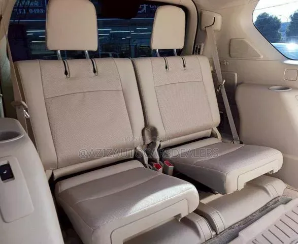 New Toyota Land Cruiser LC300 2025 Gray