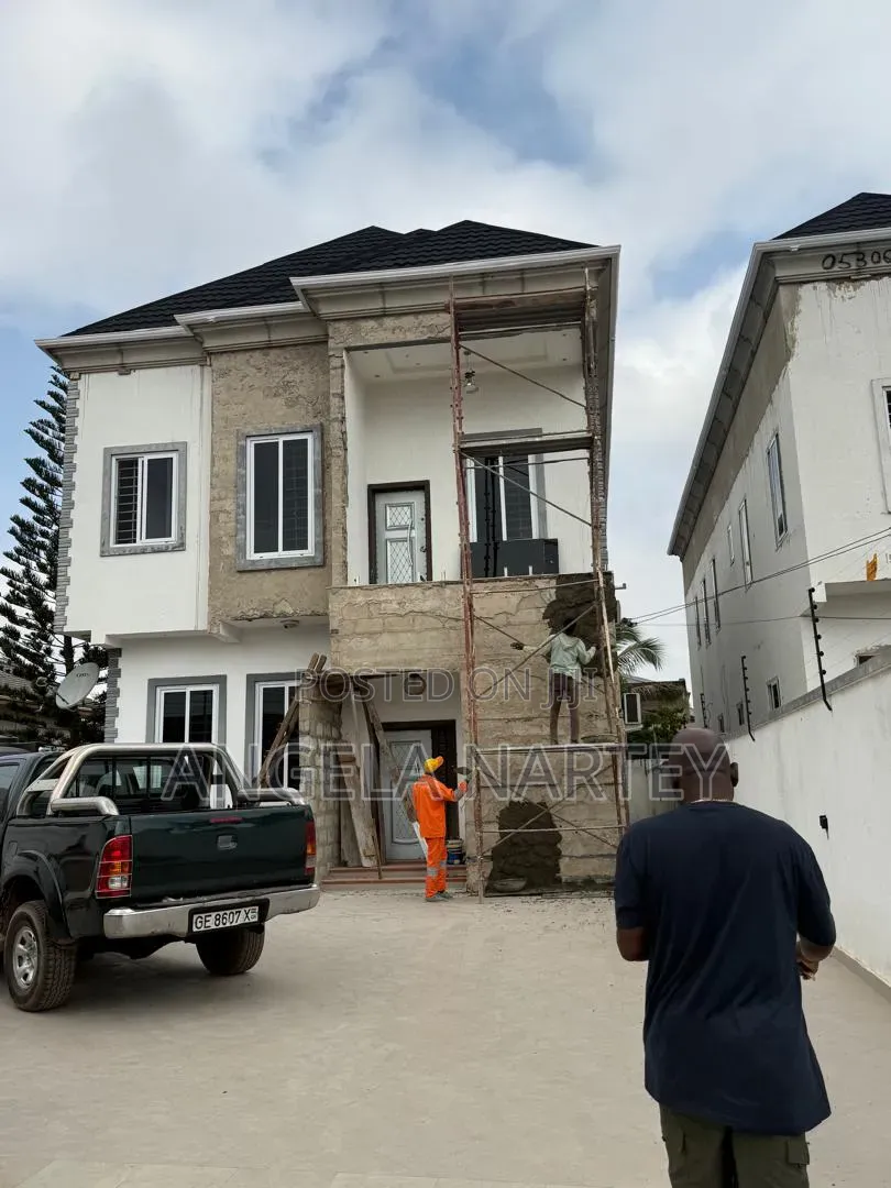 4bdrm House in Baatsonaa Spintex, Accra Metropolitan for sale