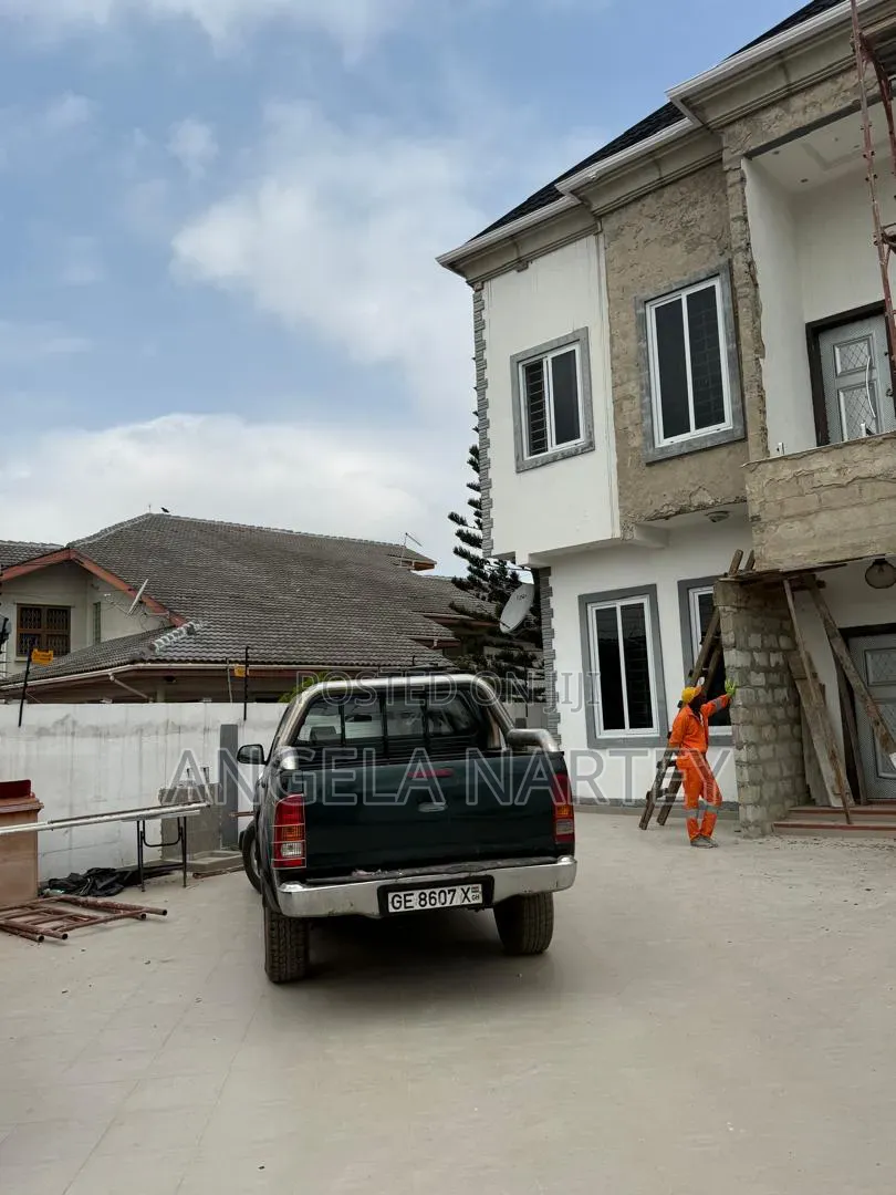 4bdrm House in Baatsonaa Spintex, Accra Metropolitan for sale