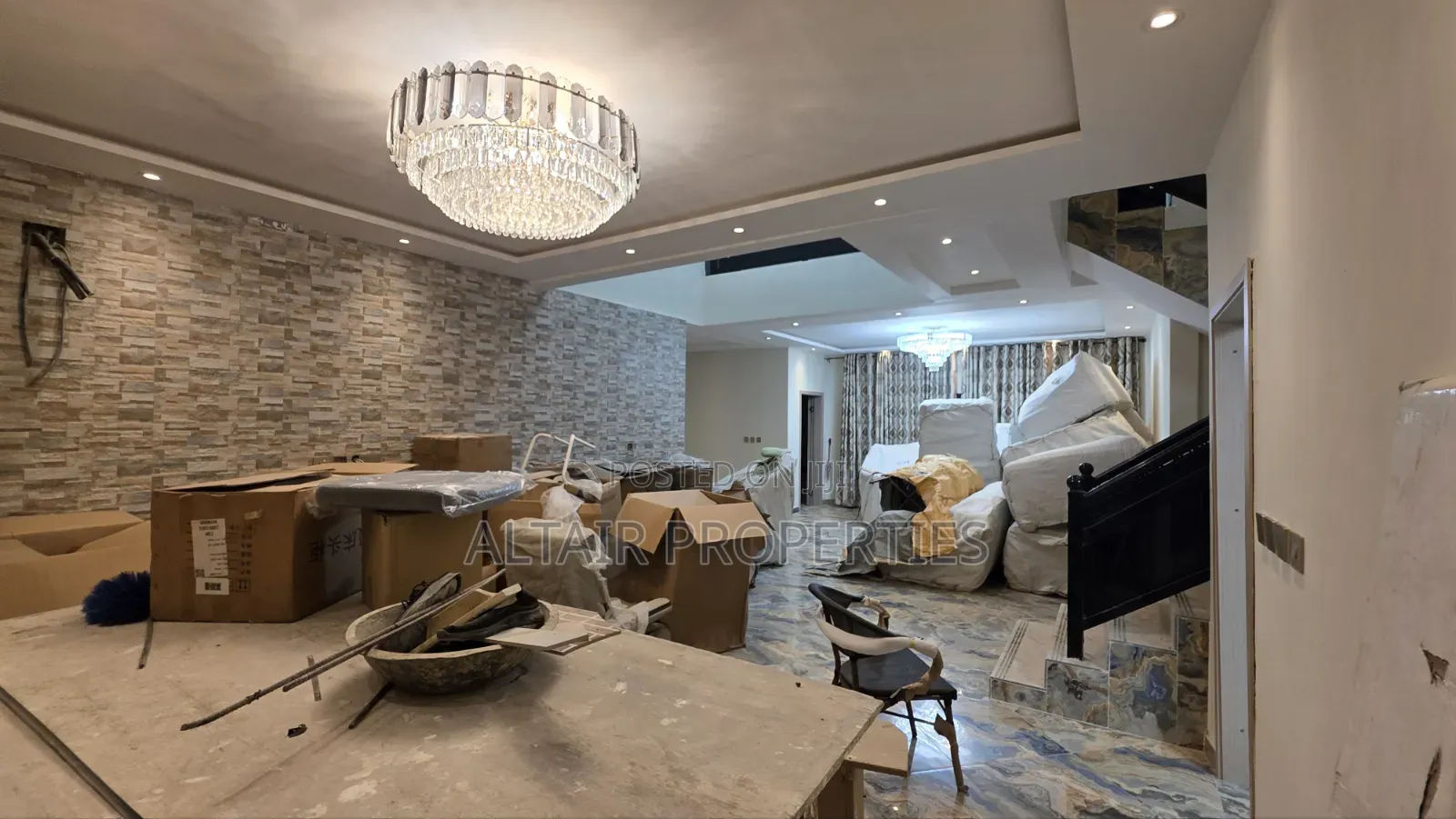 8bdrm House in Trasacco, Accra Metropolitan for sale