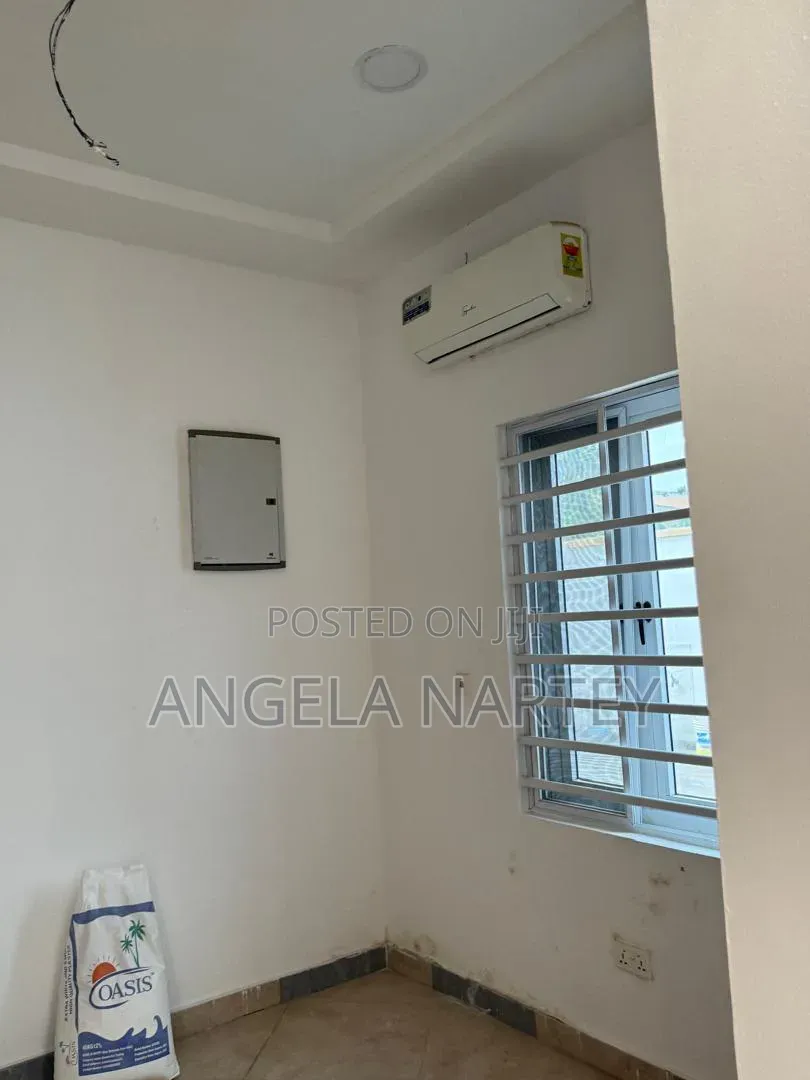 4bdrm House in Baatsonaa Spintex, Accra Metropolitan for sale