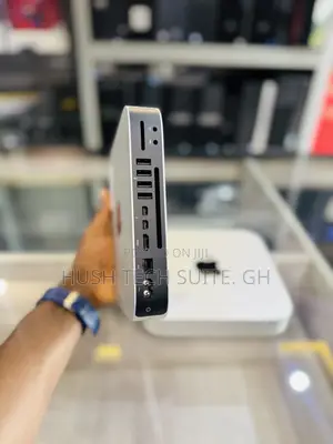 Desktop Computer Apple Mac Mini 8GB Intel Core i5 SSD 160GB