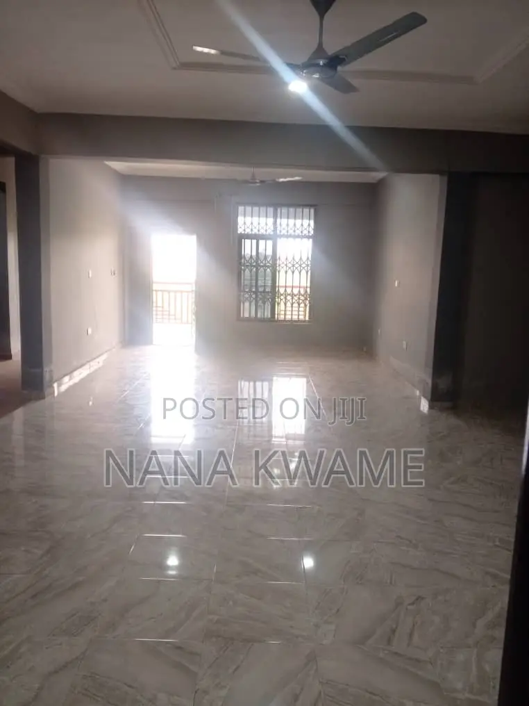 Furnished 4bdrm Apartment in Richmoni Estate, Kumasi Metropolitan