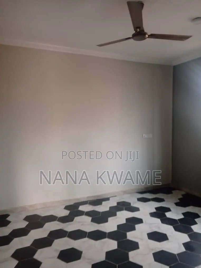 Furnished 4bdrm Apartment in Richmoni Estate, Kumasi Metropolitan