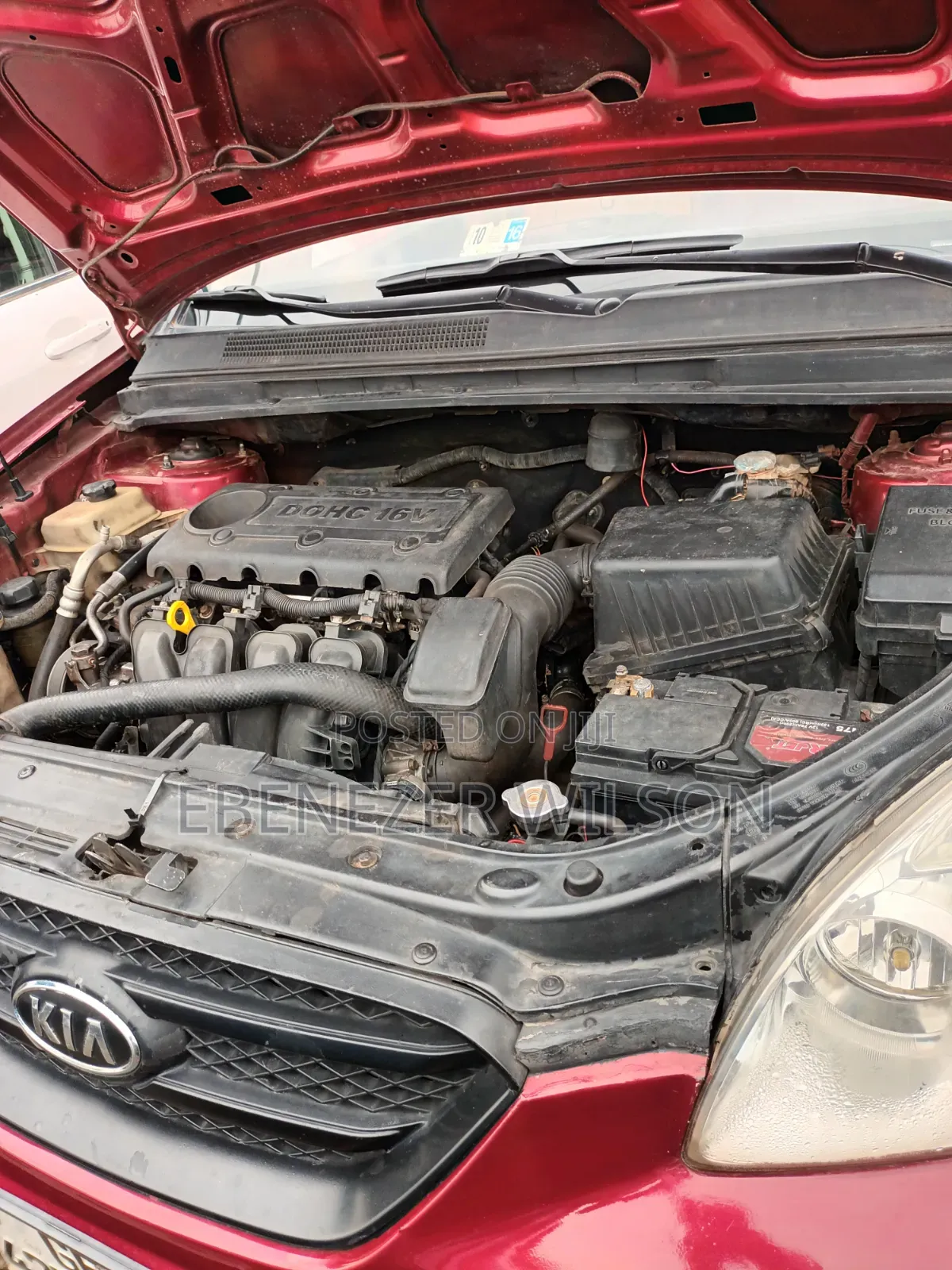 Kia Rondo 2012 Red