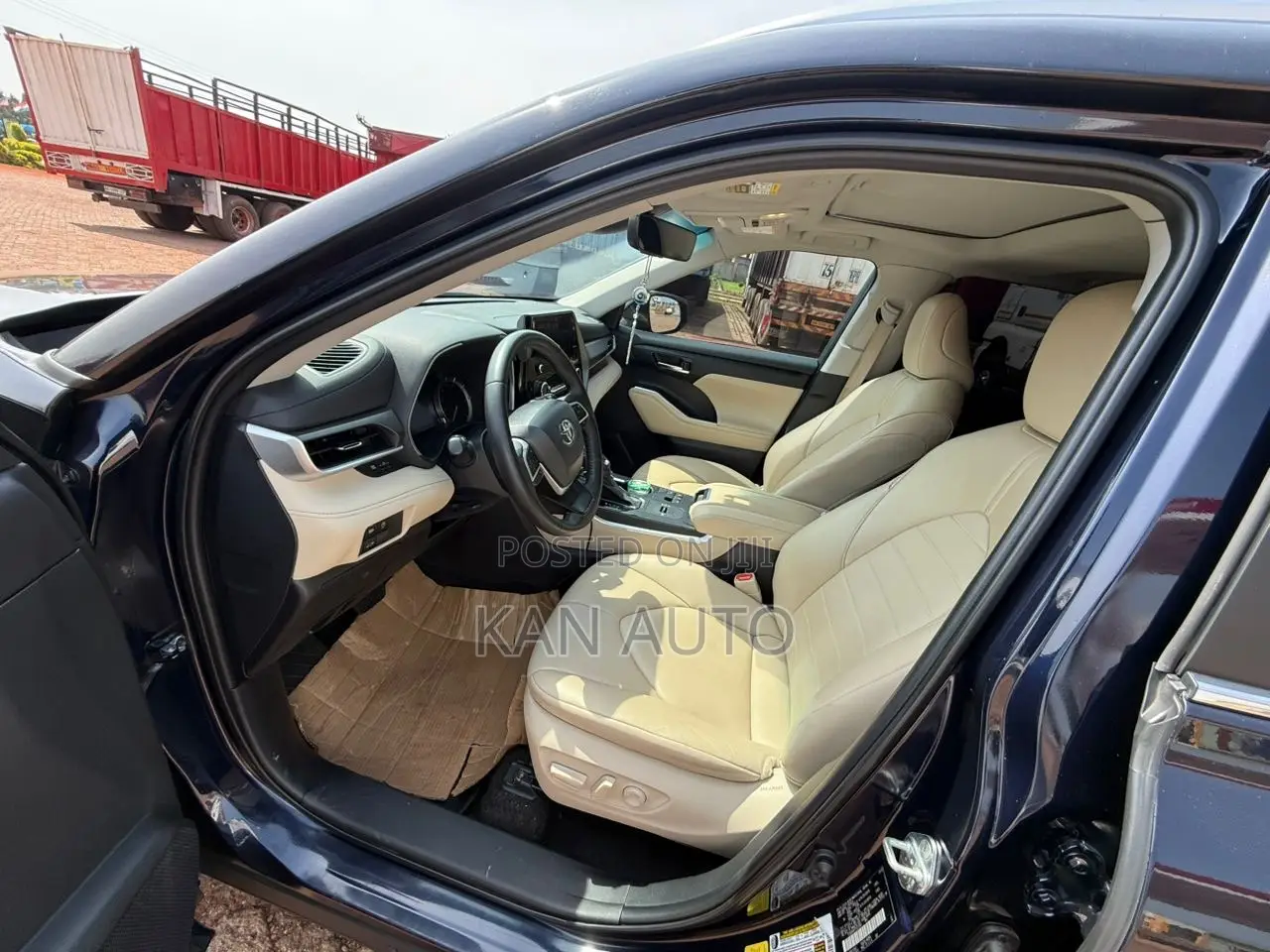 Toyota Highlander XLE AWD 2023 Blue