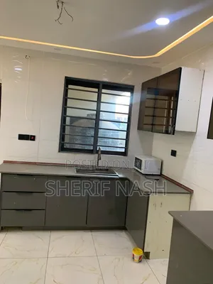 3bdrm Duplex in Ashaly Botwe, Accra Metropolitan for rent