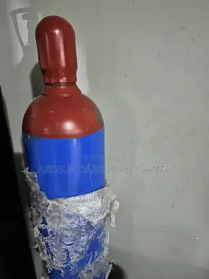 Oxygen Cylinder