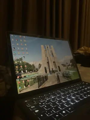 Laptop Microsoft Surface Laptop 8GB Intel Core i7 SSD 256GB