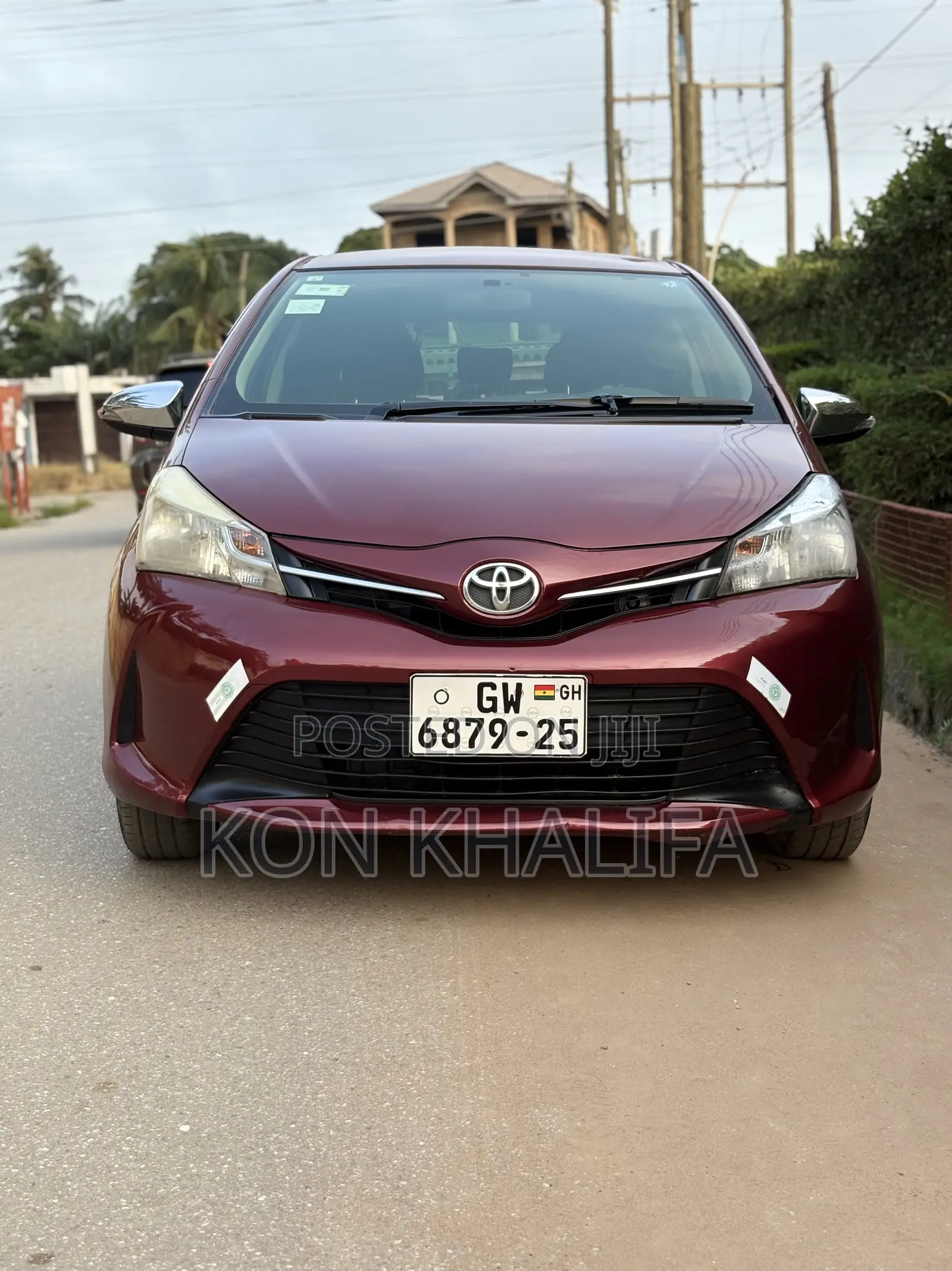Toyota Vitz 1.3 FWD 5dr 2015 Brown