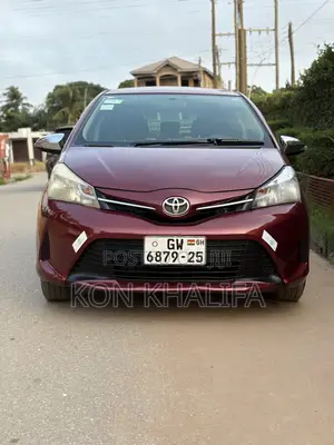 Toyota Vitz 1.3 FWD 5dr 2015 Brown