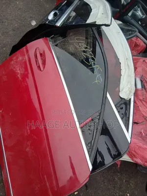 2012-2014 Mercedes Benz C300 W204 Front Door