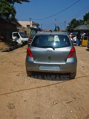 Toyota Yaris 1.3 HB T3 2009 Silver