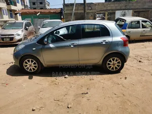 Toyota Yaris 1.3 HB T3 2009 Silver