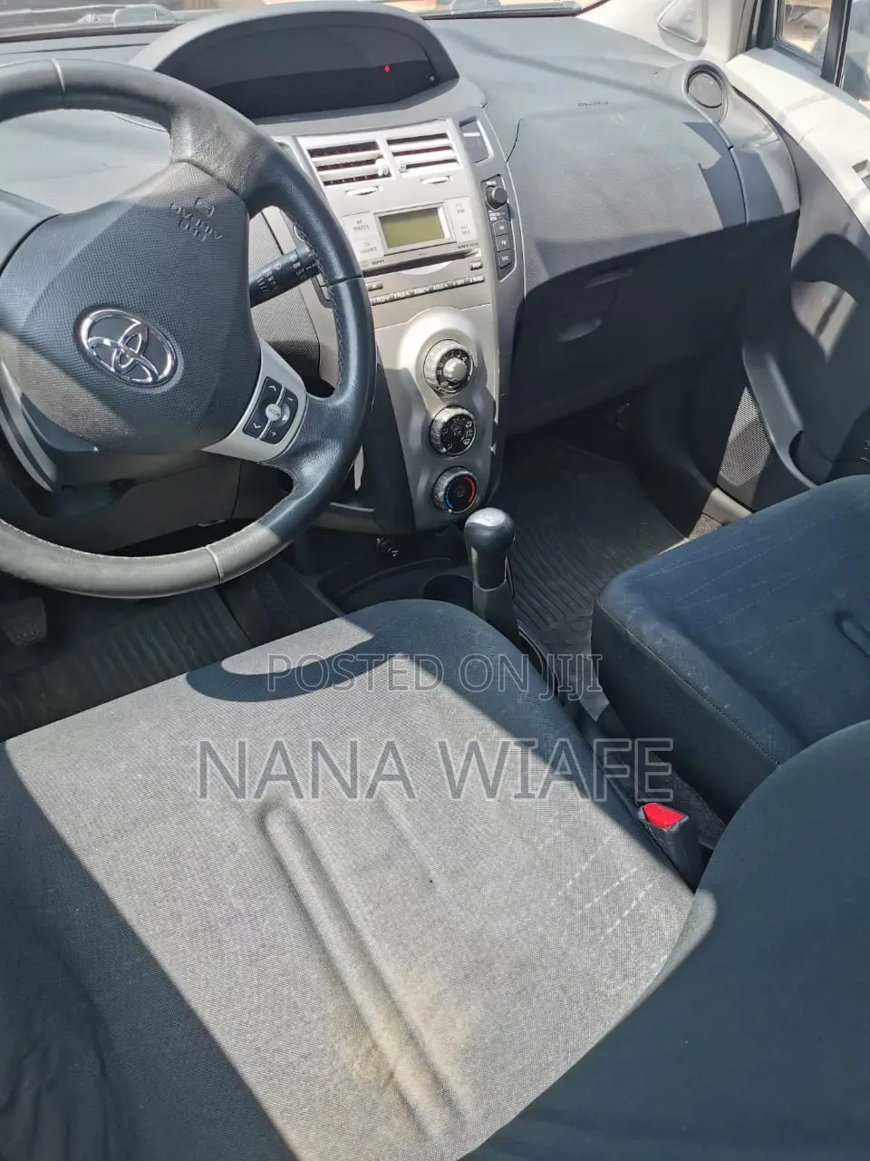 Toyota Yaris 1.3 HB T3 2009 Silver