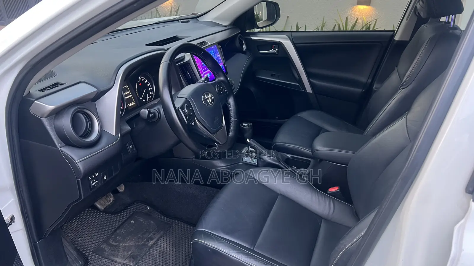 Toyota RAV4 2018 White