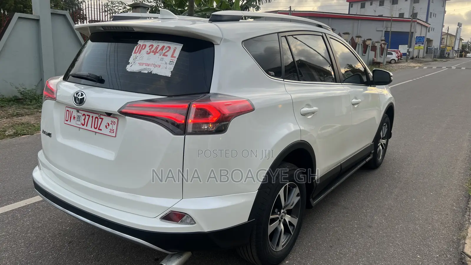 Toyota RAV4 2018 White