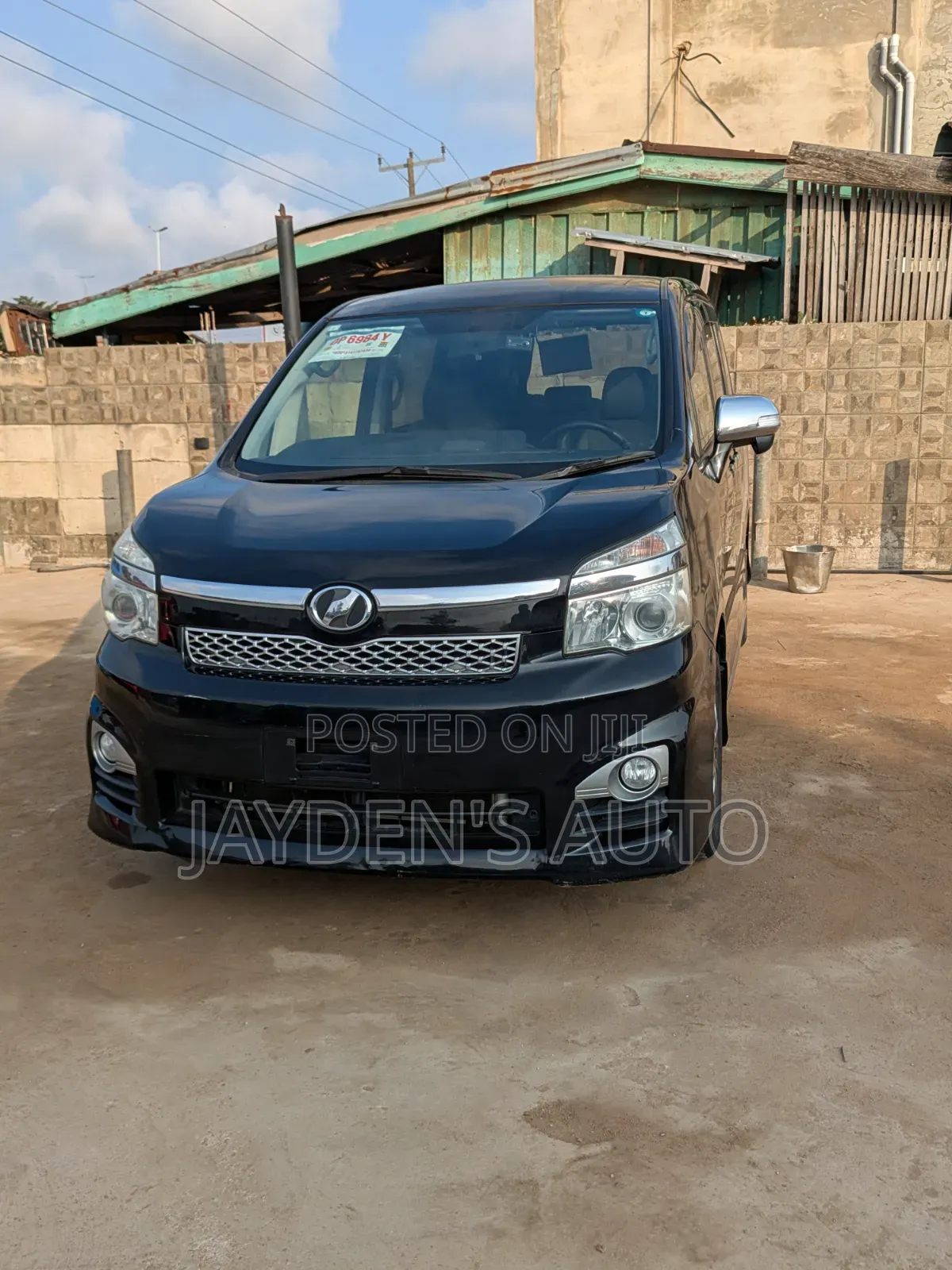 Toyota Voxy 2013 Black