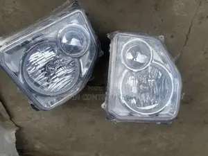 Jeep Liberty Headlight Pair