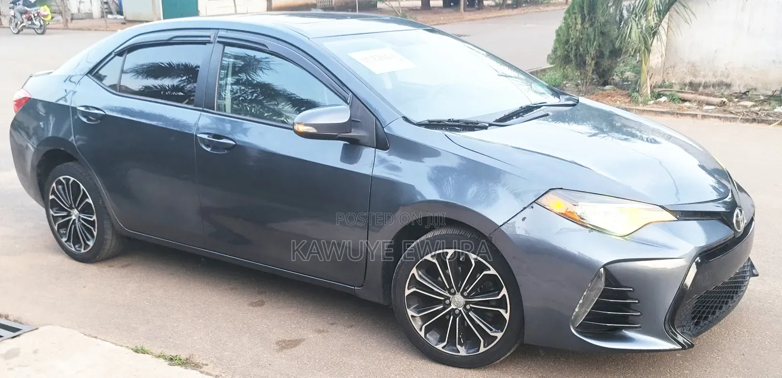 Toyota Corolla 2016 Gray