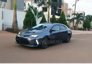 Toyota Corolla 2016 Gray
