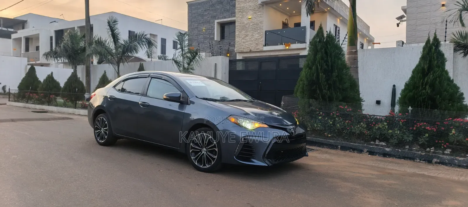 Toyota Corolla 2016 Gray