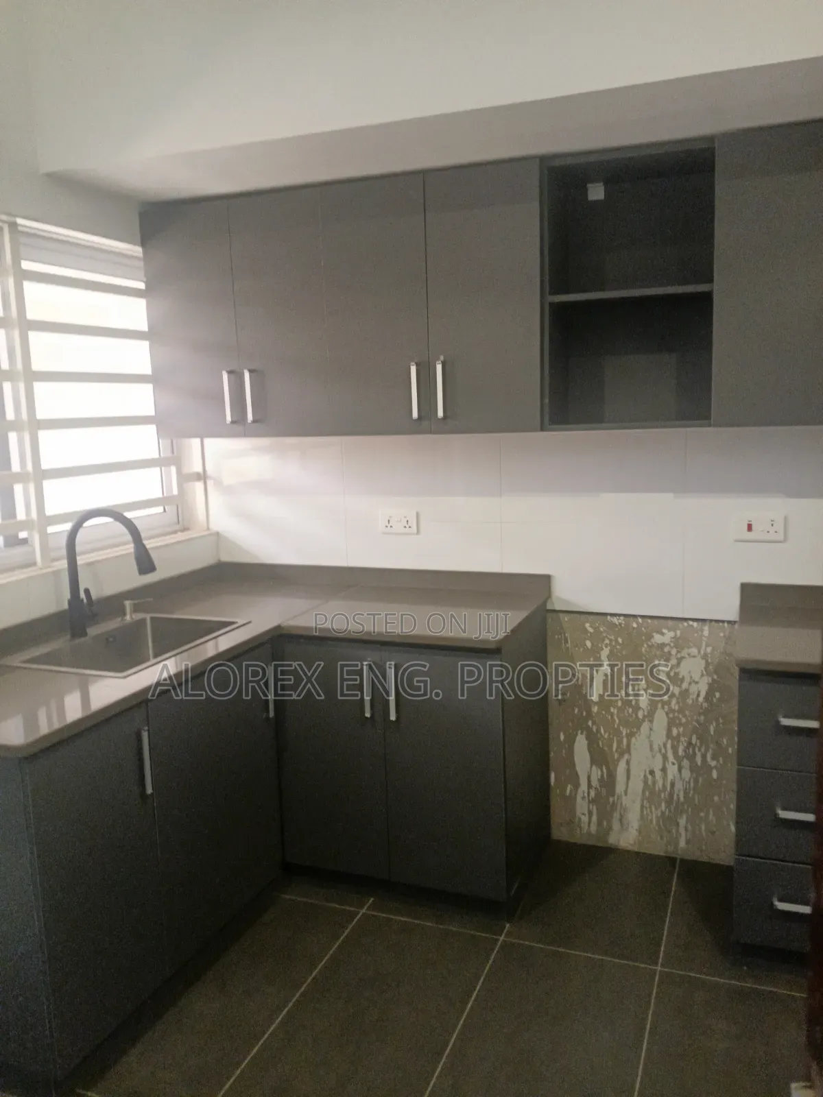 1bdrm Apartment in Amrahia, 6 Months, Frafraha for rent