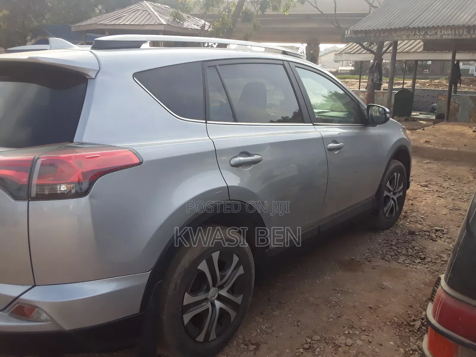Toyota RAV4 2017 Gray