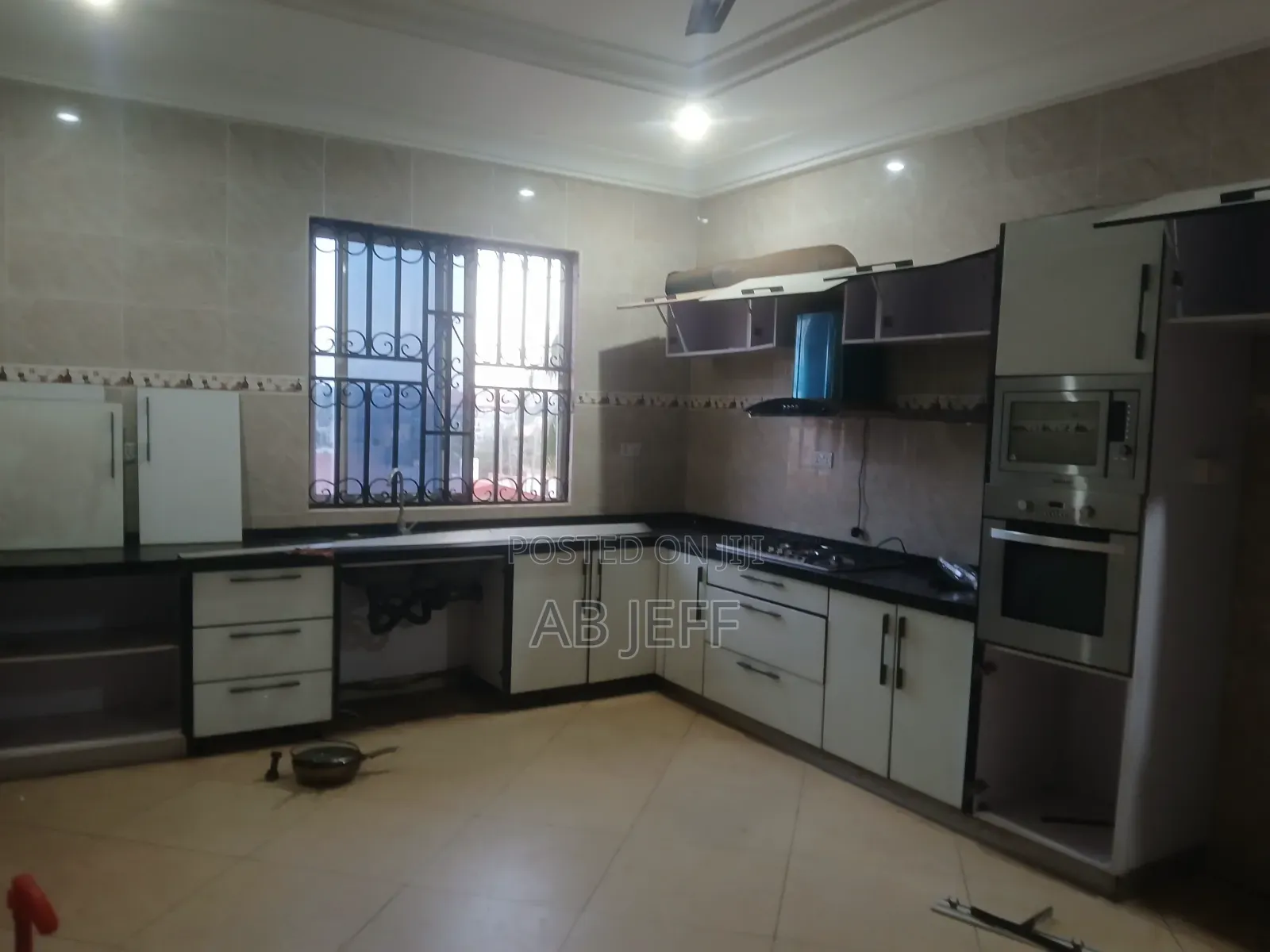 3bdrm Apartment in Patasi, Kumasi Metropolitan for rent
