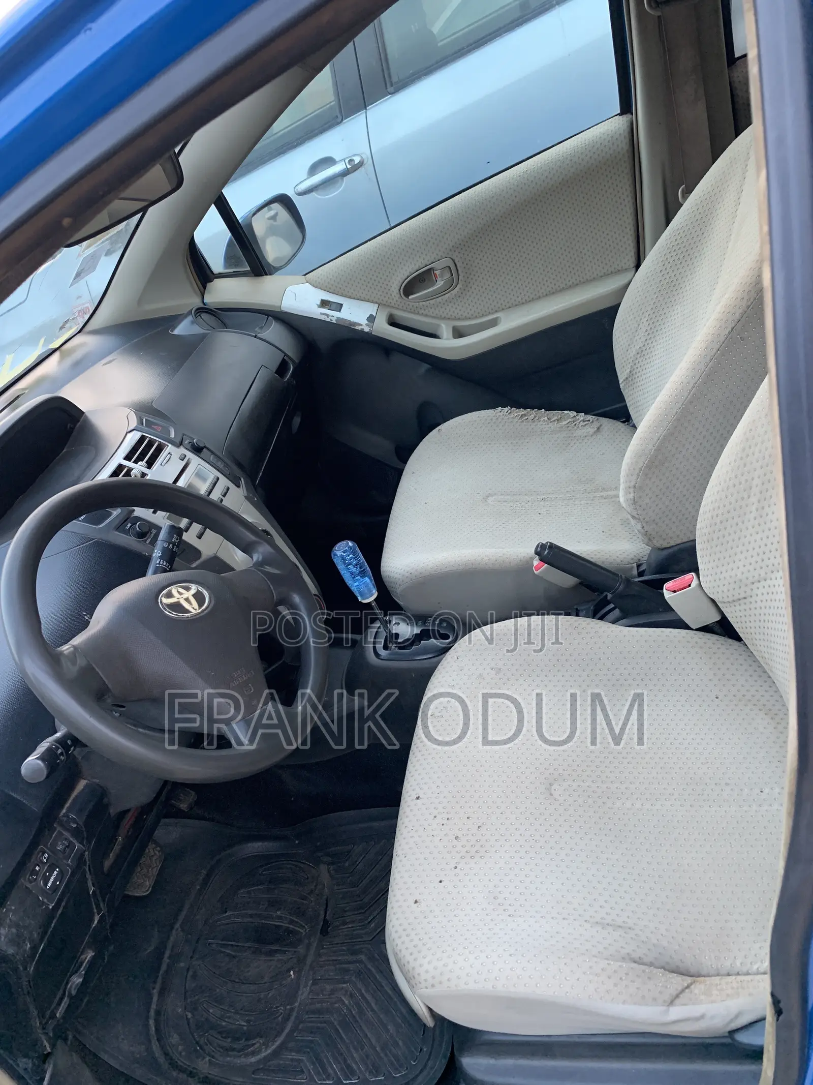 Toyota Vitz 1.3 AWD 3dr 2010 Blue