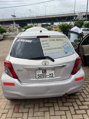 Toyota Vitz 2012 Gray