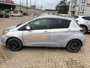Toyota Vitz 2012 Gray
