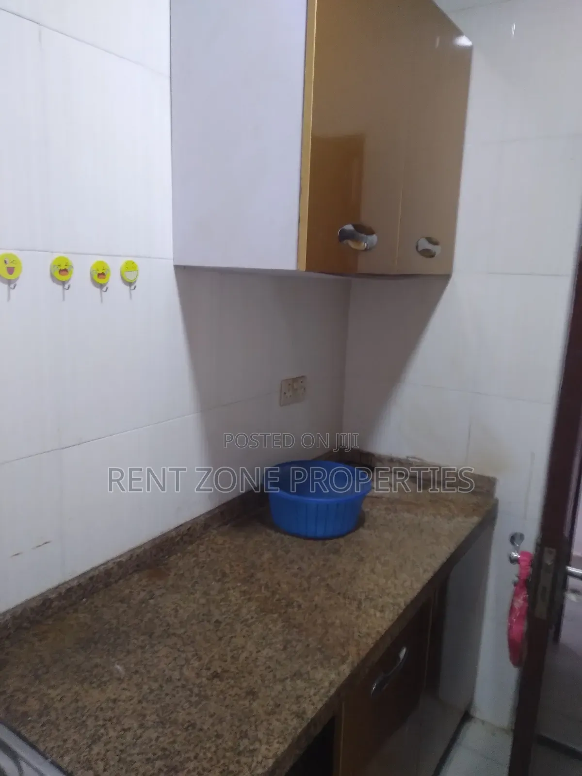 1bdrm Apartment in Ofankor for rent