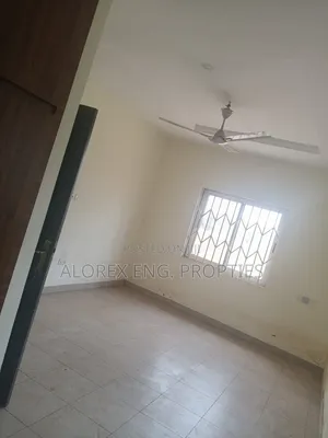 2bdrm House in Adenta Amrahia, Frafraha for rent