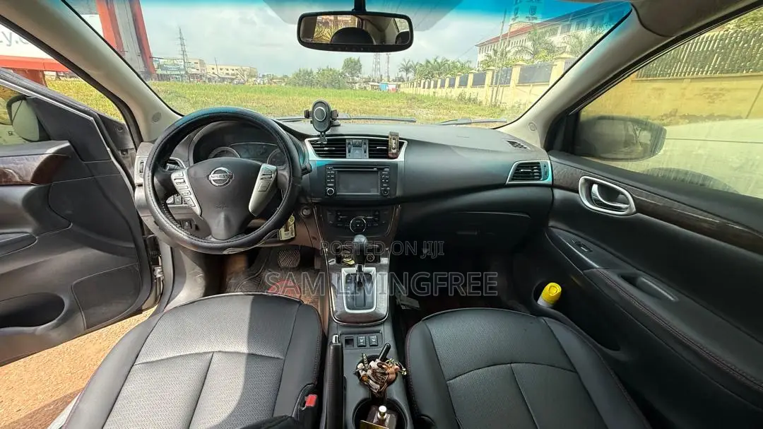 Nissan Sentra SL 2017 Silver