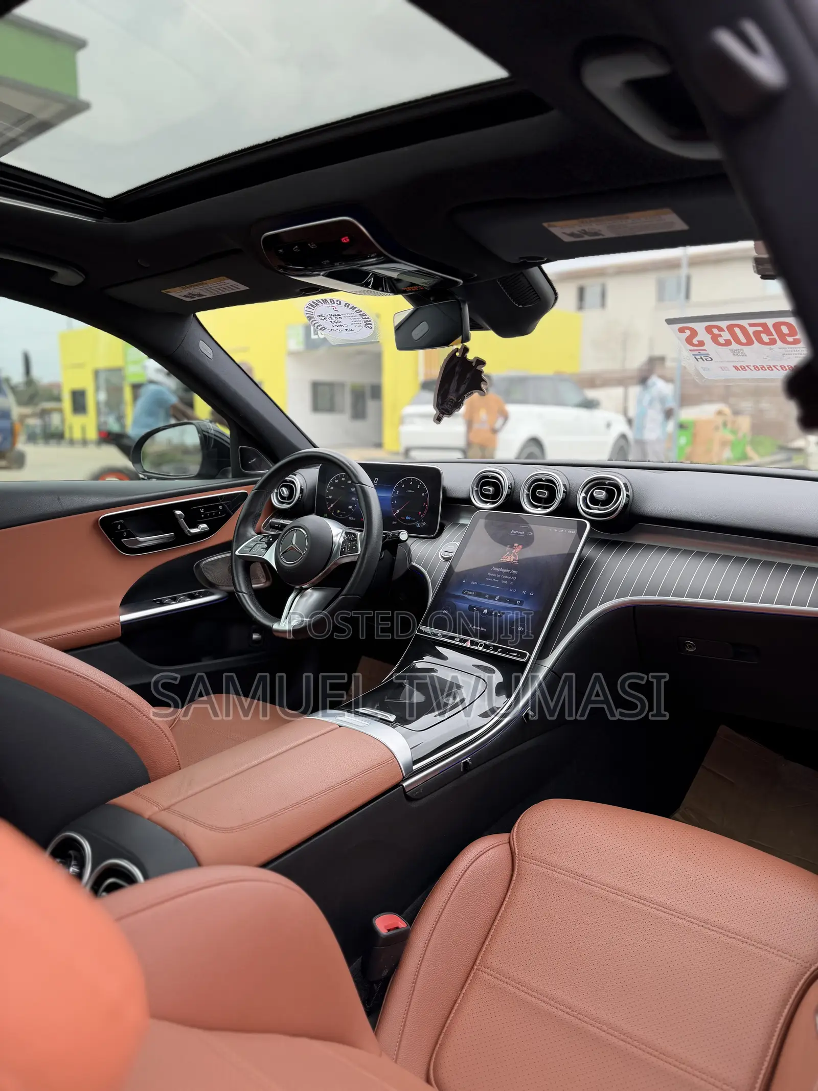 Mercedes-Benz C300 2023 Black
