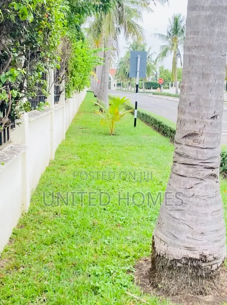 4bdrm House in East Legon for sale
