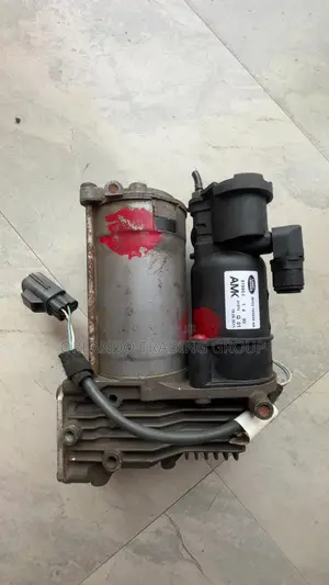 Land/Range Rover Air Suspension Compressor